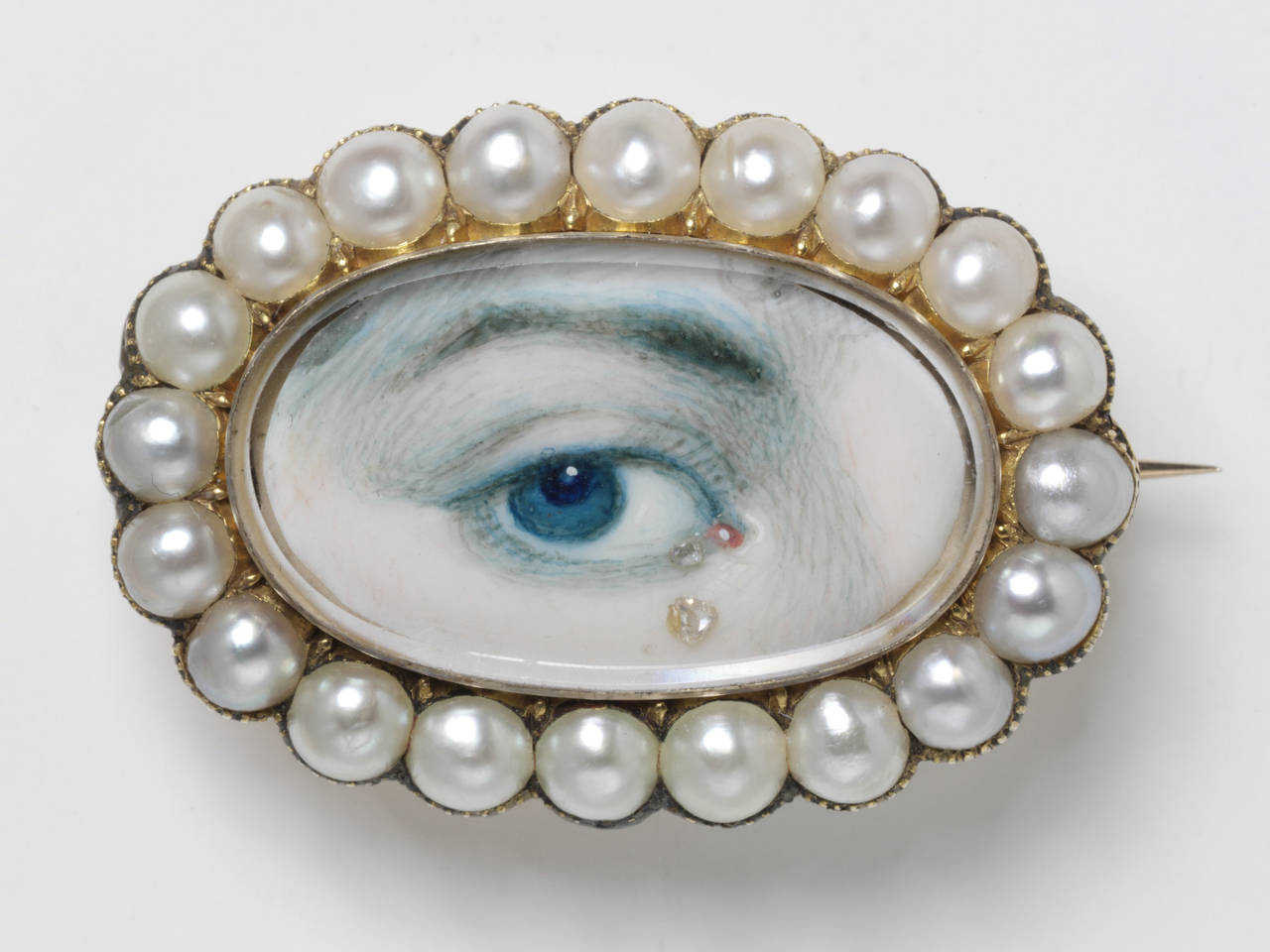 Lovers Eye at the Victoria and Albert Museum - Lot number p.56-1977