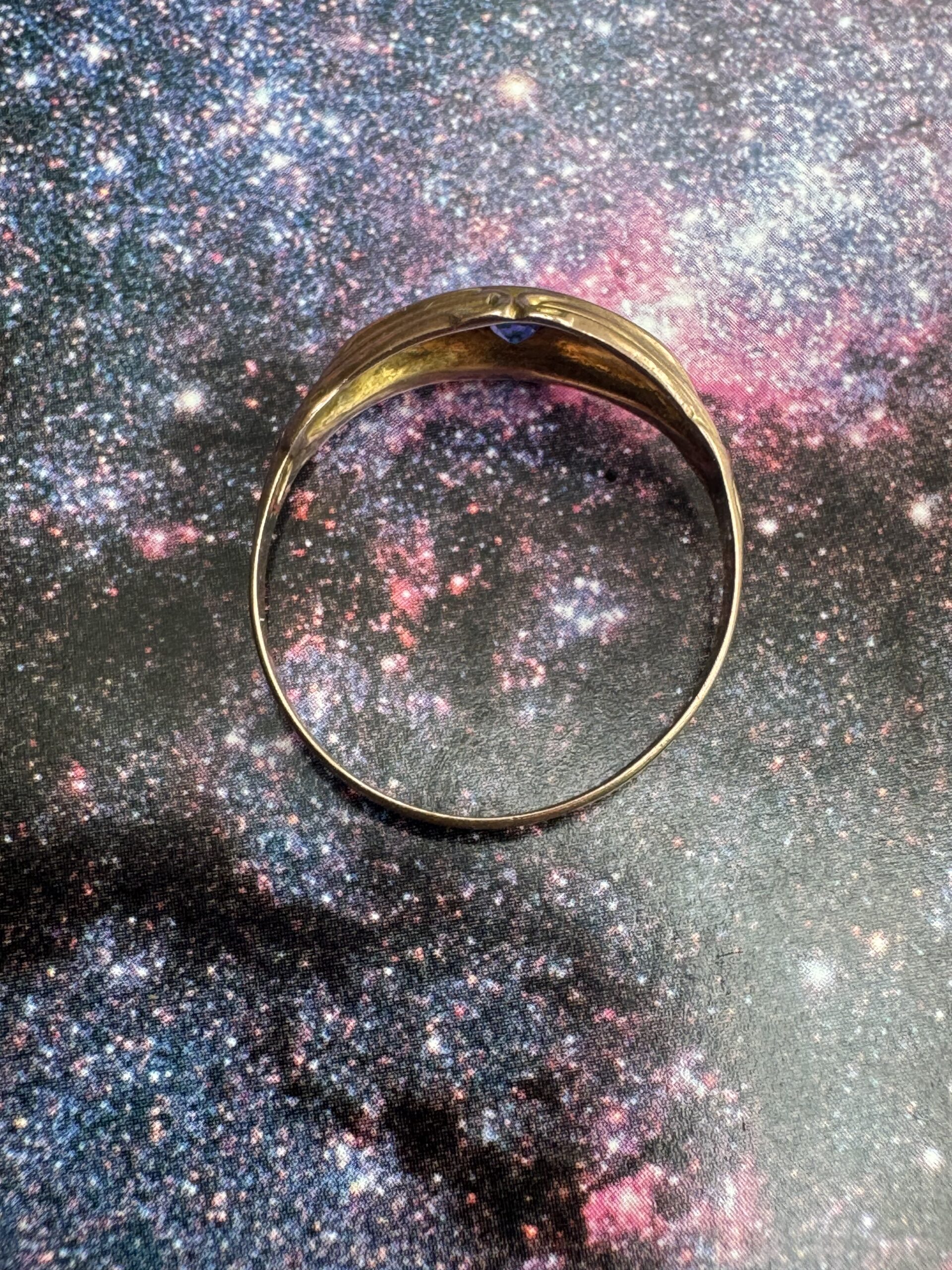 Garnet Topped Doublet and Diamond Boat Ring - 9ct Gold - Image 4