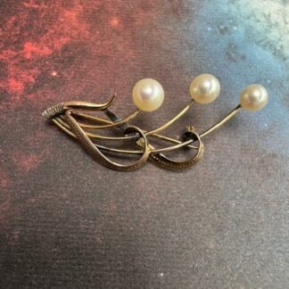Art Nouveau Pearl Brooch - 14ct Gold