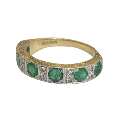 Vintage Emerald and Diamond Ring - 18ct Gold