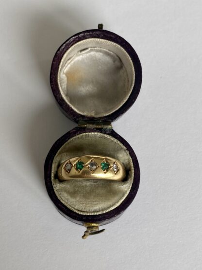 Edwardian Emerald and Diamond Ring - 18ct Gold - With Original Box
