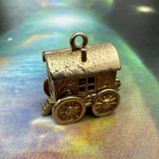 Vintage fortune telling charm - 9ct gold