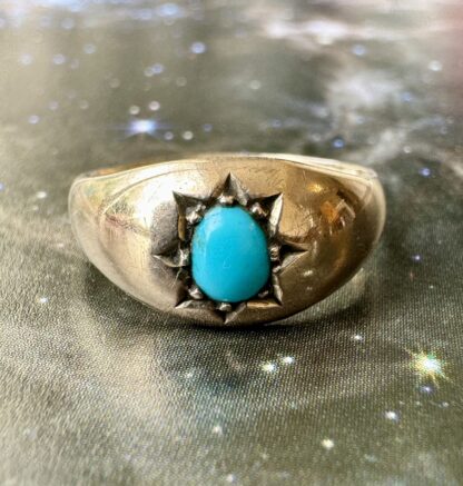 Antique Turquoise Solitaire Gypsy Ring - 9ct Gold