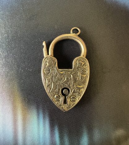 Antique Late Victorian Heart Padlock Engraved Ivy Motif