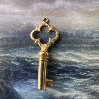 Vintage Key Pendant - 9ct Gold