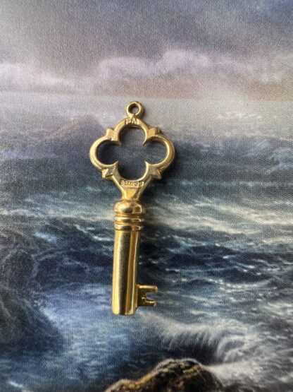 Vintage Key Pendant - 9ct Gold