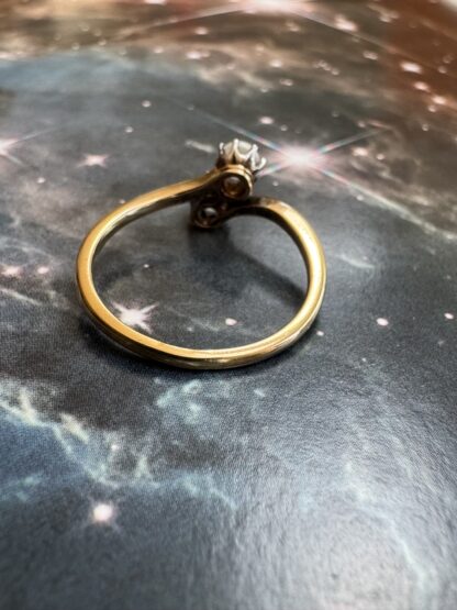 Vintage Pearl Crossover Ring - 18ct Gold - Image 3